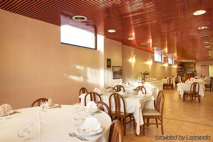 Hotel Dropiluc Druento Restaurante foto